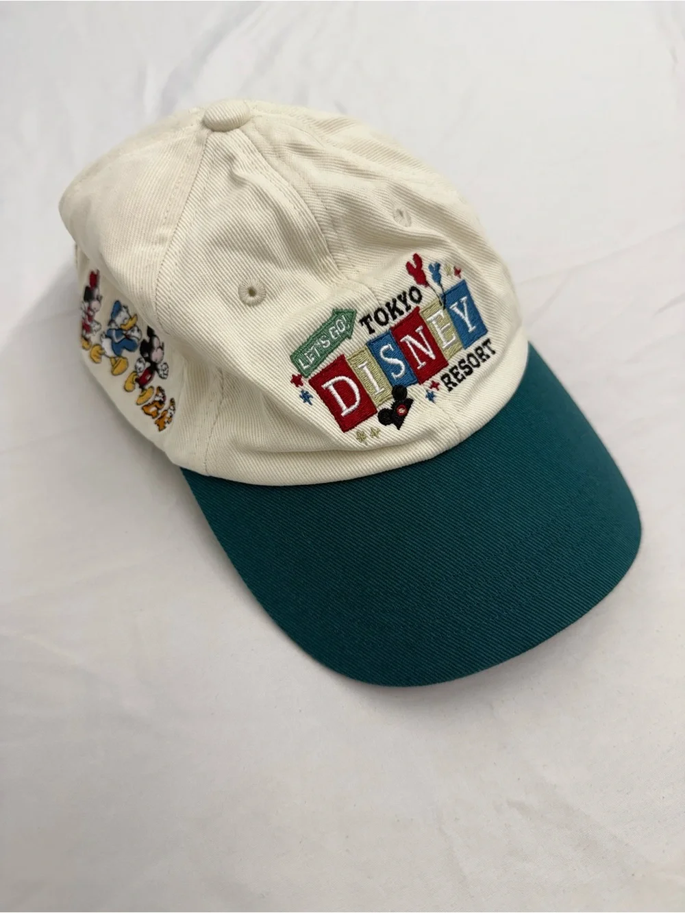 Disney Tokyo Resort ' Cap in Cream & Teal